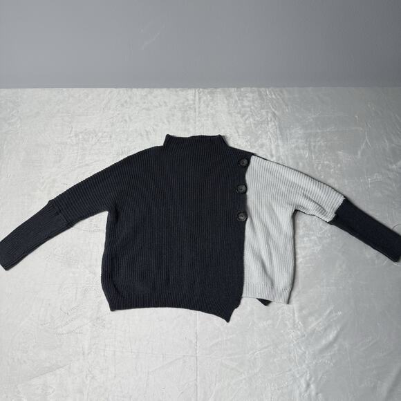 NEON BUDDHA Women Solstice BIG BUTTON Gray White Sweater Lagenlook M - Picture 3 of 13